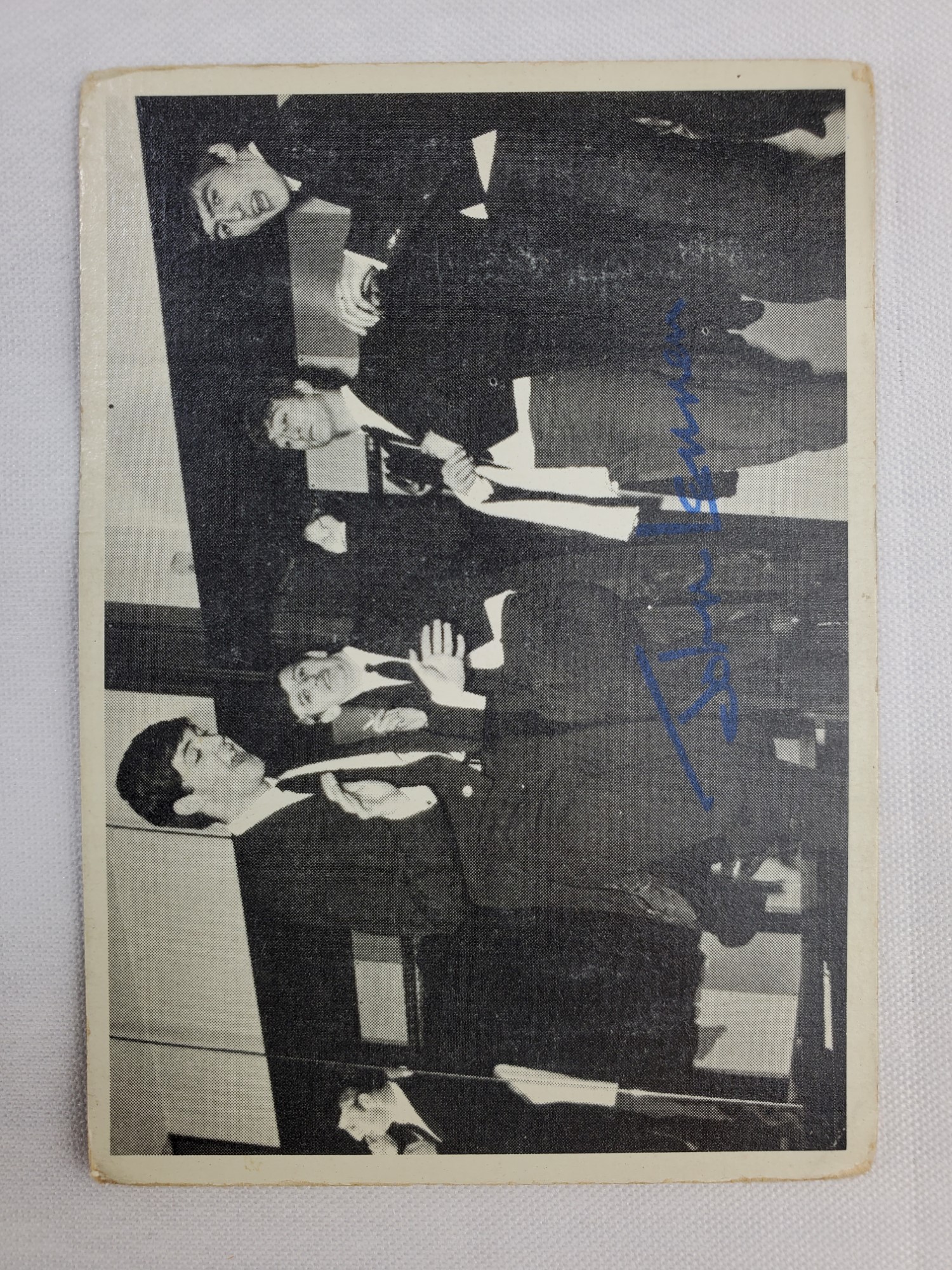 1964 Beatles Black and White Series 2-070